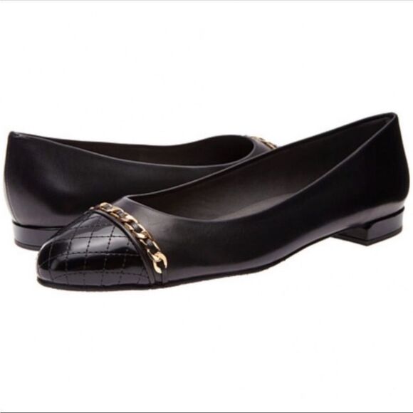 Stuart Weitzman Legacy Gold Chain Quilt Cap Toe Leather Flats Size 7.5 - Picture 1 of 10